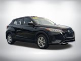 Used 2021 Nissan Kicks S image 2