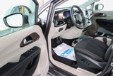 Used 2018 Chrysler Pacifica Touring Plus image 3
