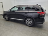 Used 2017 Mitsubishi Outlander SEL image 3