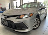 Used 2021 Toyota Camry LE image 3