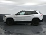 Used 2023 Jeep Cherokee Altitude Lux image 5