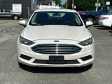 Used 2017 Ford Fusion SE w/ Fusion SE Technology Package image 2