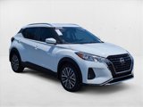 Used 2024 Nissan Kicks SV image 3