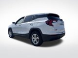 Used 2022 GMC Terrain SLE image 3