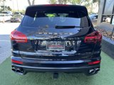 Used 2015 Porsche Cayenne S image 5