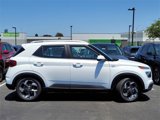 New 2025 Hyundai Venue SEL image 3