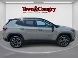Used 2022 Jeep Compass Limited image 4