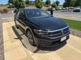 Used 2024 Volkswagen Jetta SE image 3