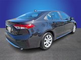 Used 2022 Toyota Corolla LE image 3