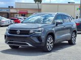 Used 2024 Volkswagen Taos SE image 3