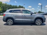 Used 2024 Volkswagen Taos SE image 5