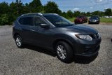 Used 2016 Nissan Rogue SV image 3