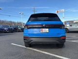 New 2025 Volkswagen Taos SE image 5