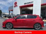 Used 2018 Toyota Corolla iM image 3