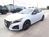 Used 2023 Nissan Altima 2.5 SR image 3