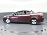 Used 2017 Kia Forte LX image 3