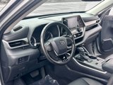Used 2020 Toyota Highlander XLE image 4