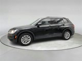 Used 2019 Volkswagen Tiguan S image 4