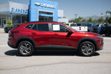 Used 2025 Chevrolet Trax LT image 3