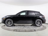 Used 2024 Porsche Macan image 2