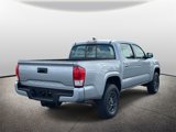 Used 2016 Toyota Tacoma SR image 2