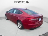 Used 2020 Ford Fusion SE image 3