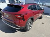 New 2025 Chevrolet Trax LT w/ Sunroof Package image 3