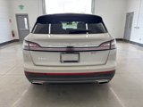 Used 2020 Lincoln Nautilus Reserve w/ Equipment Group 201A image 4