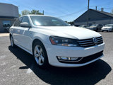Used 2015 Volkswagen Passat 1.8T Limited Edition image 3