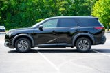 Used 2022 Nissan Pathfinder S image 3