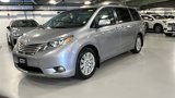 Used 2017 Toyota Sienna Limited Premium image 5