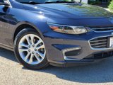 Used 2017 Chevrolet Malibu LT image 4