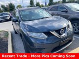 Used 2015 Nissan Rogue SV w/ SV Family Package image 3