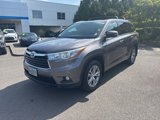 Used 2015 Toyota Highlander XLE image 3