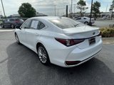 Used 2022 Lexus ES 300h Ultra Luxury image 5