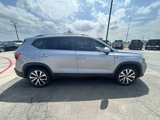 Used 2022 Volkswagen Taos SE image 4