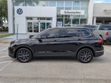 Used 2023 Volkswagen Tiguan SE image 5