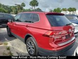 Used 2019 Volkswagen Tiguan SE w/ Panoramic Sunroof Package image 4