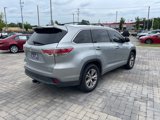 Used 2015 Toyota Highlander XLE image 4
