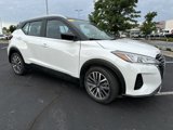 Used 2021 Nissan Kicks SV image 2