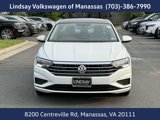 Certified 2019 Volkswagen Jetta SE w/ Cold Weather Package image 2