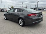 Used 2018 Ford Fusion SE w/ Fusion SE Technology Package image 4