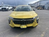 New 2025 Chevrolet Trax RS w/ Sunroof Package image 2