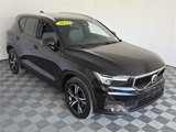 Certified 2023 Volvo XC40 B4 Core w/ Convenience Package image 2