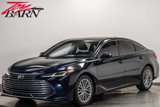 Used 2022 Toyota Avalon Limited image 1