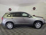 Used 2013 Kia Sorento LX w/ Convenience Pkg image 3