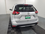 Used 2019 Nissan Rogue SV image 6