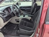 Used 2014 Dodge Grand Caravan SXT image 2