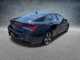 Used 2023 Hyundai Elantra Limited w/ Preferred Accessory Package image 5
