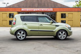 Used 2011 Kia Soul ! image 4